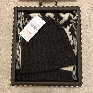 Juicy Couture 2 Piece Scarf and Hat Set